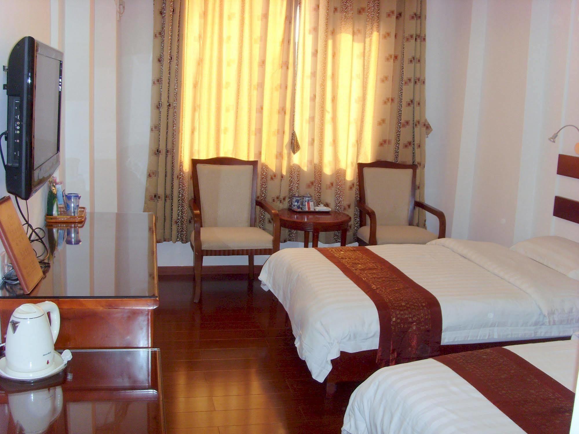 Heng Fu Lai Hotel Foshan Esterno foto